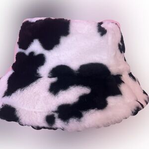 Women's Milk Cow Print Faux Fur Bucket Hat Fluffy